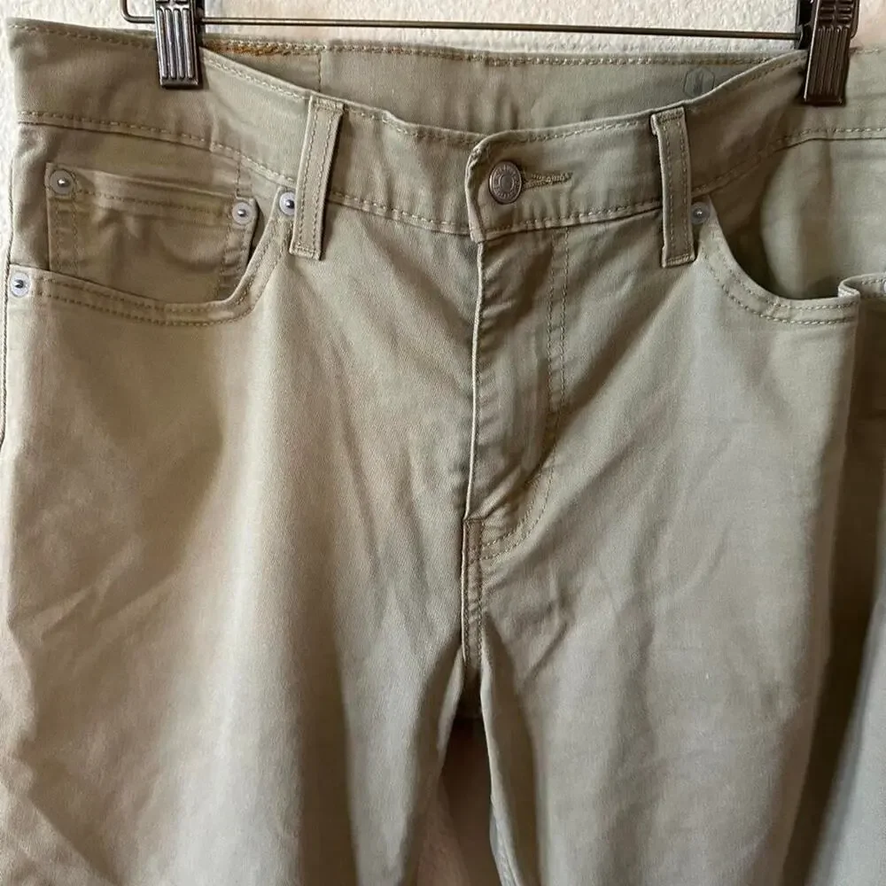 Levis 511 mens khaki straight size32